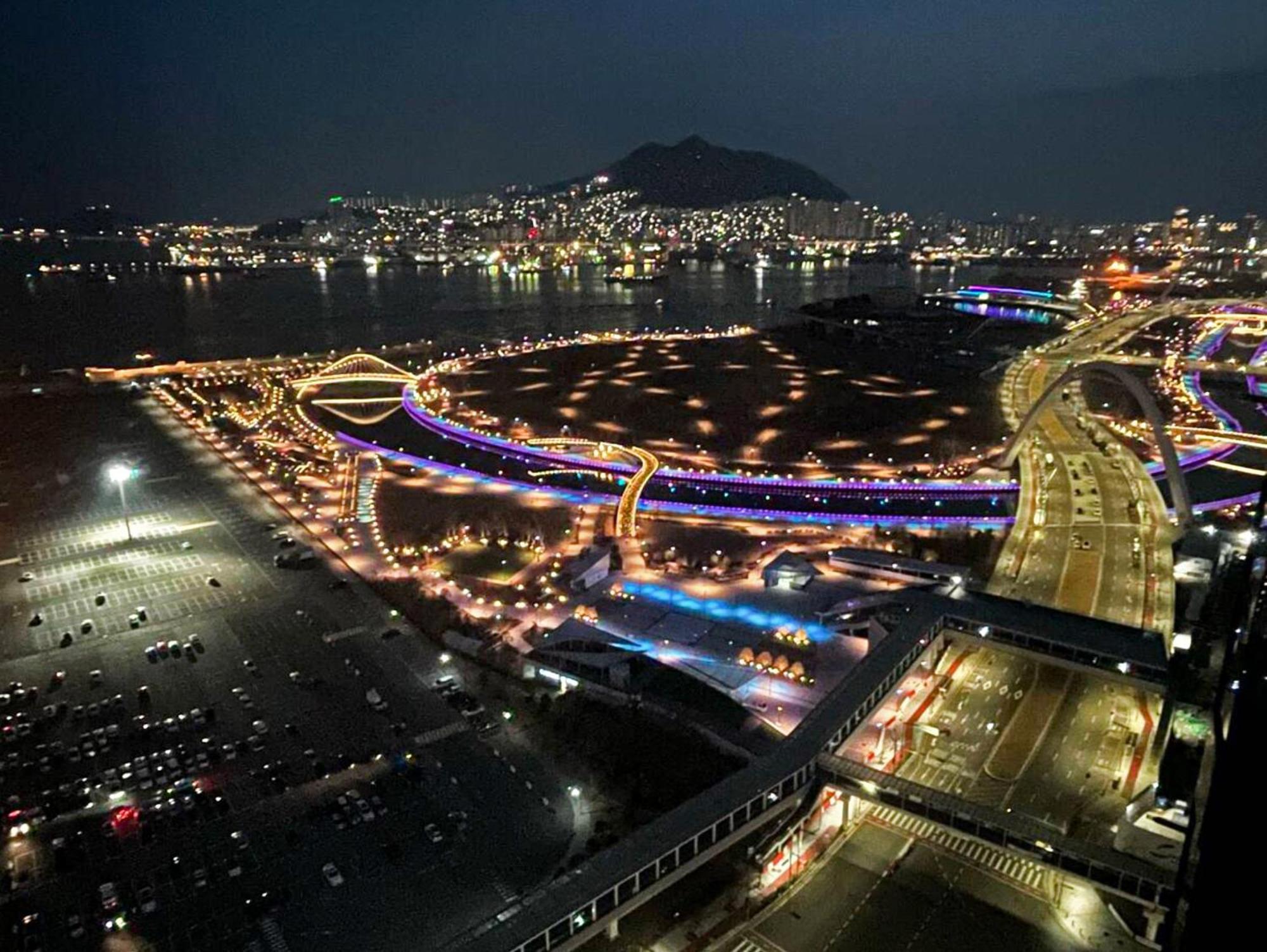 Brown Suites Busan Station Zewnętrze zdjęcie