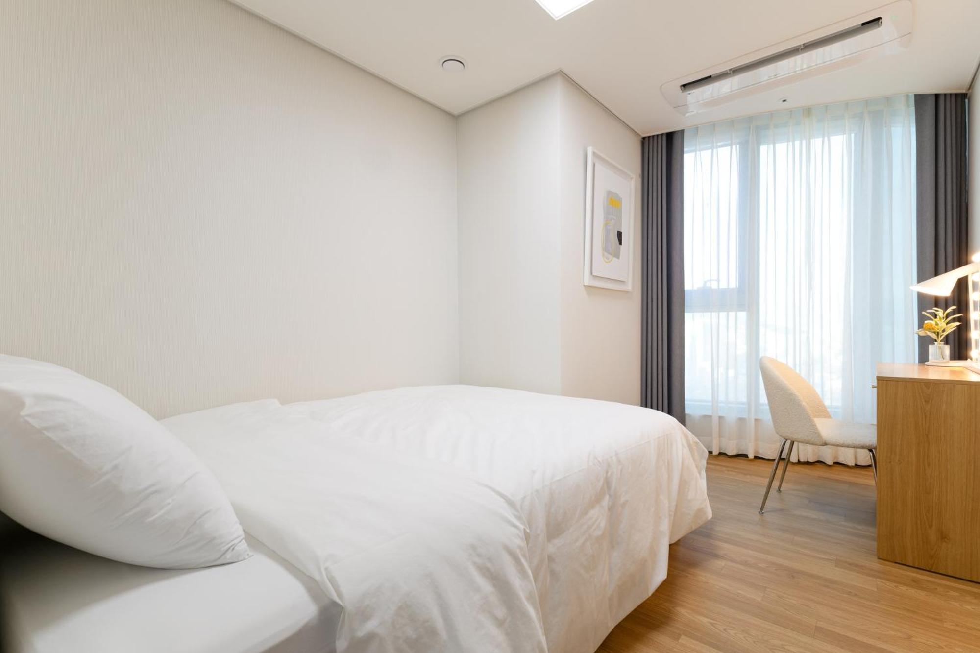Brown Suites Busan Station Zewnętrze zdjęcie
