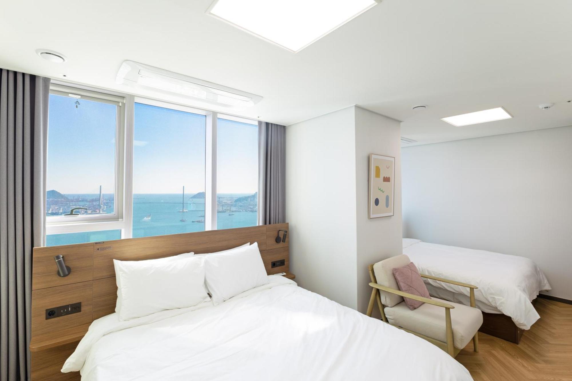 Brown Suites Busan Station Zewnętrze zdjęcie