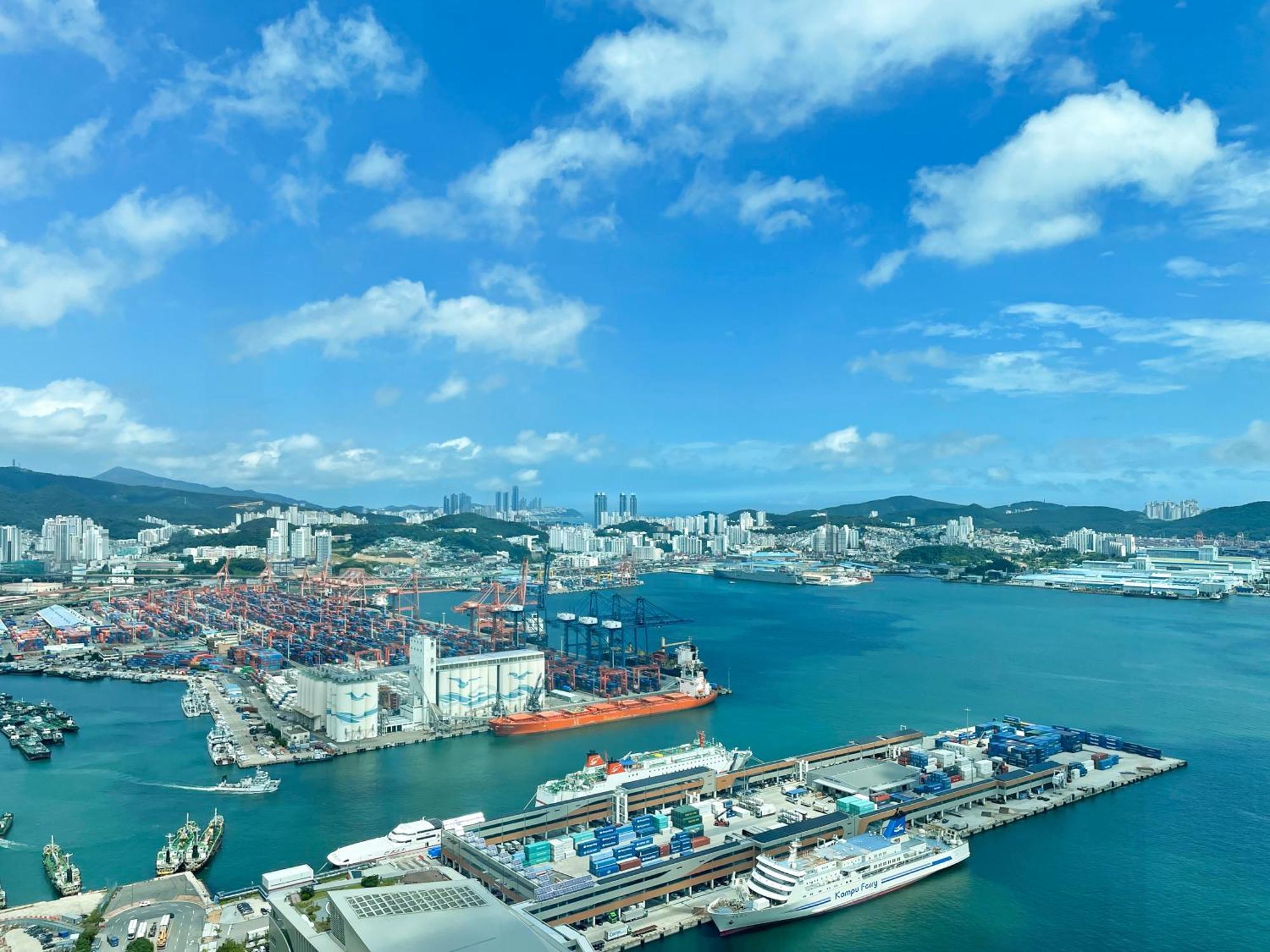 Brown Suites Busan Station Zewnętrze zdjęcie