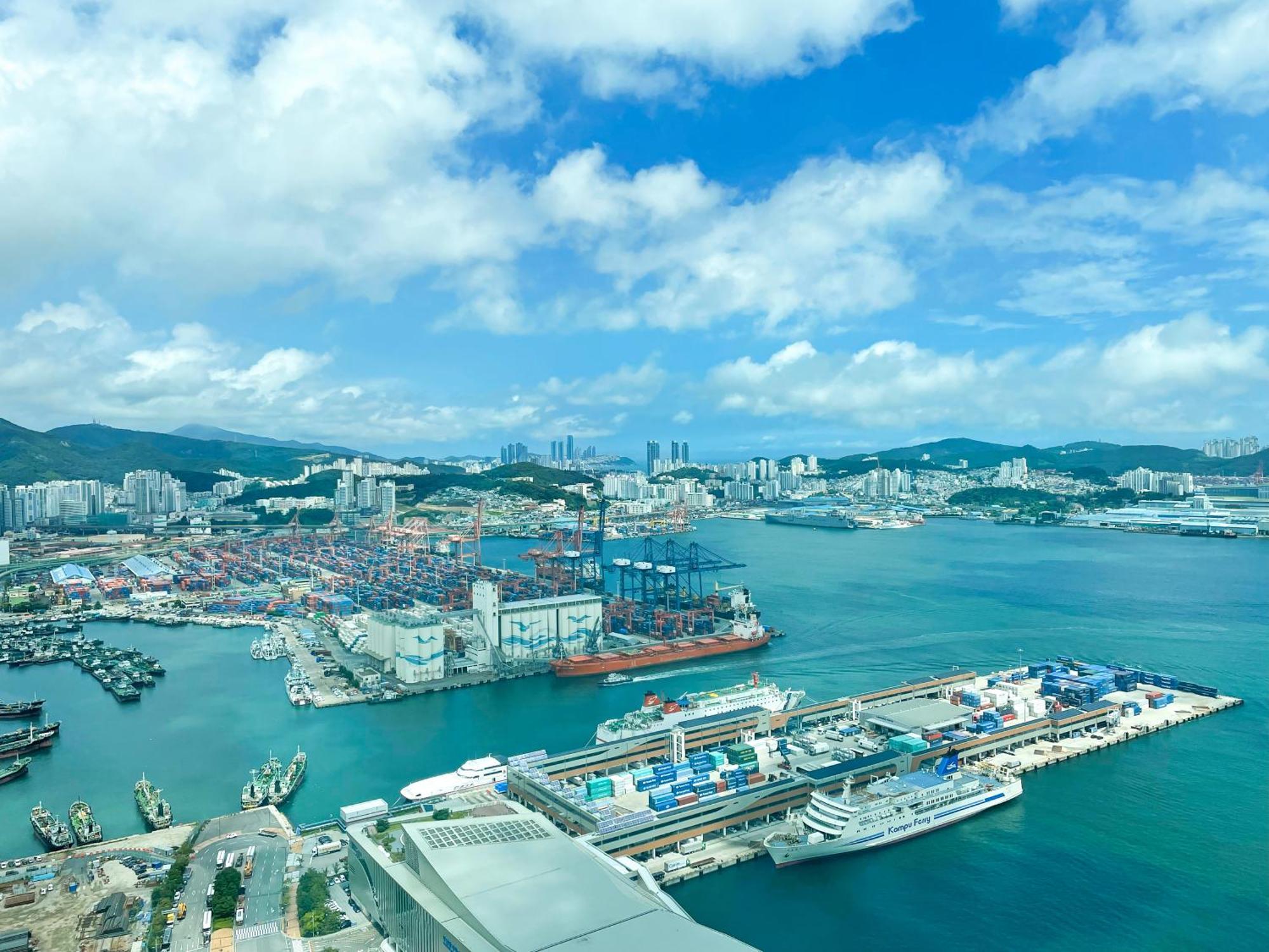 Brown Suites Busan Station Zewnętrze zdjęcie