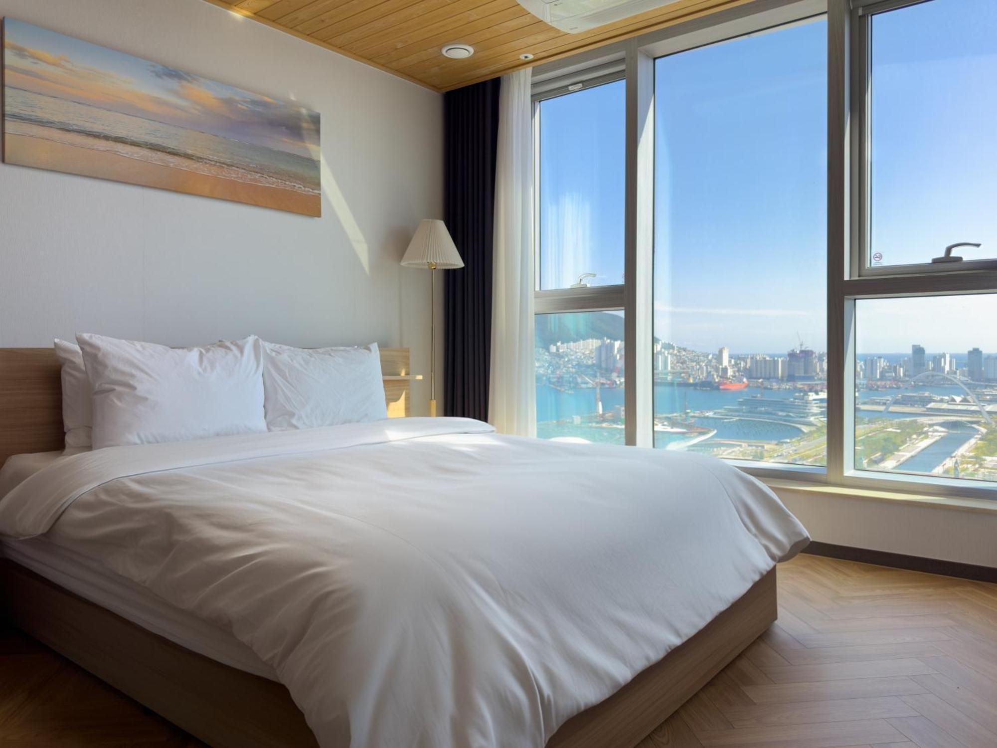 Brown Suites Busan Station Zewnętrze zdjęcie