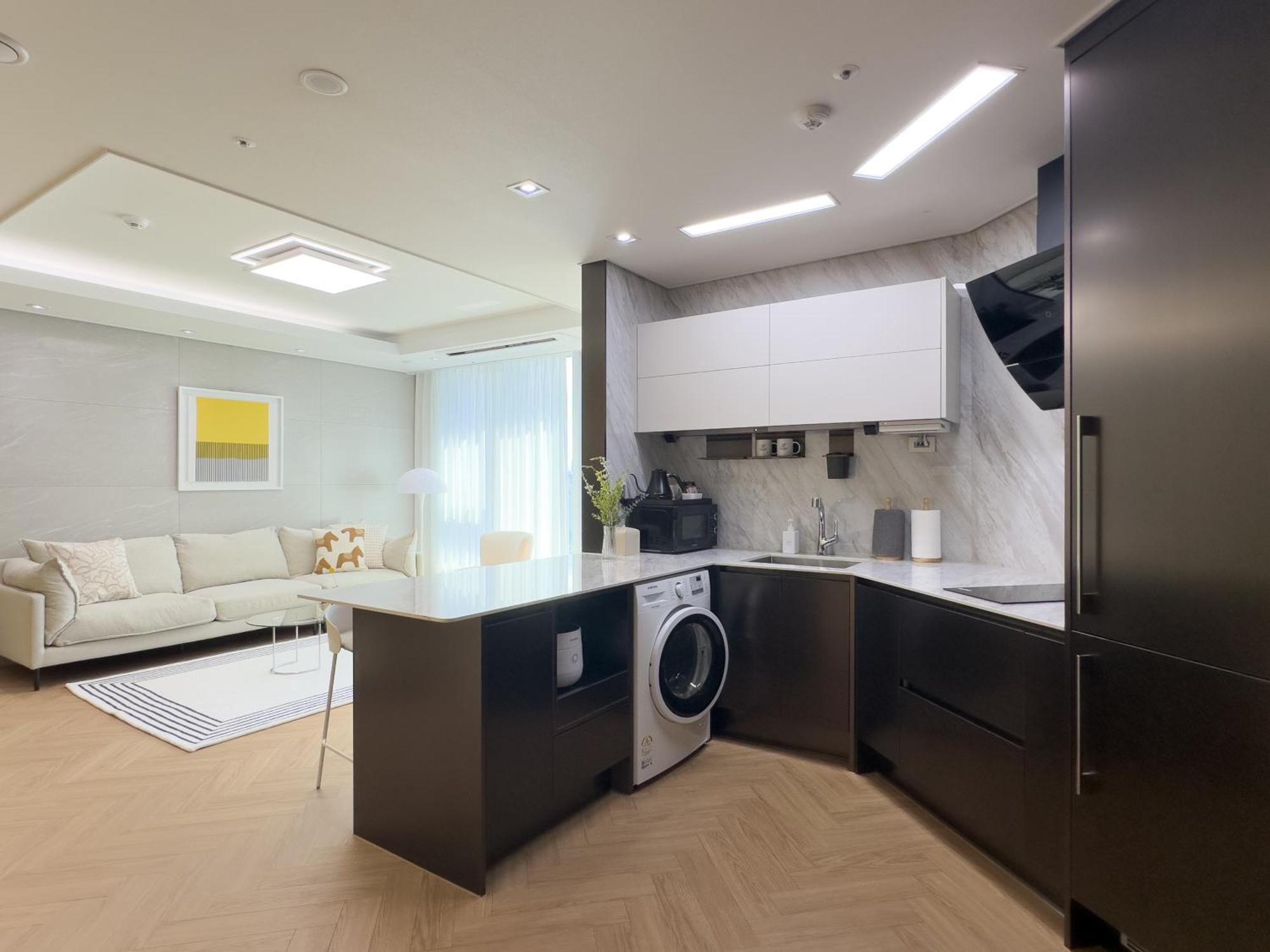Brown Suites Busan Station Zewnętrze zdjęcie
