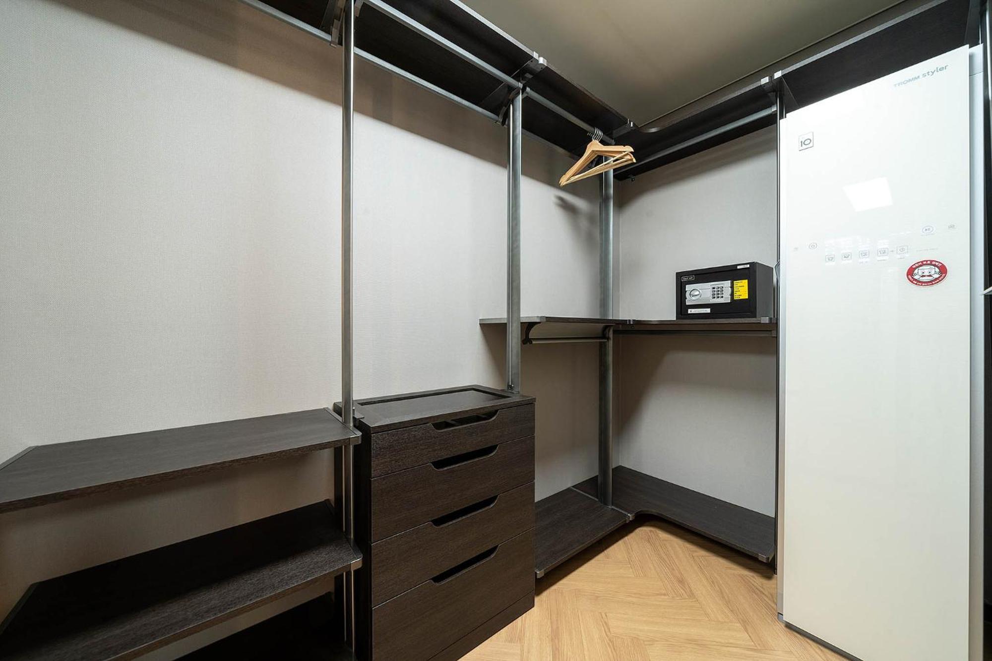 Brown Suites Busan Station Zewnętrze zdjęcie