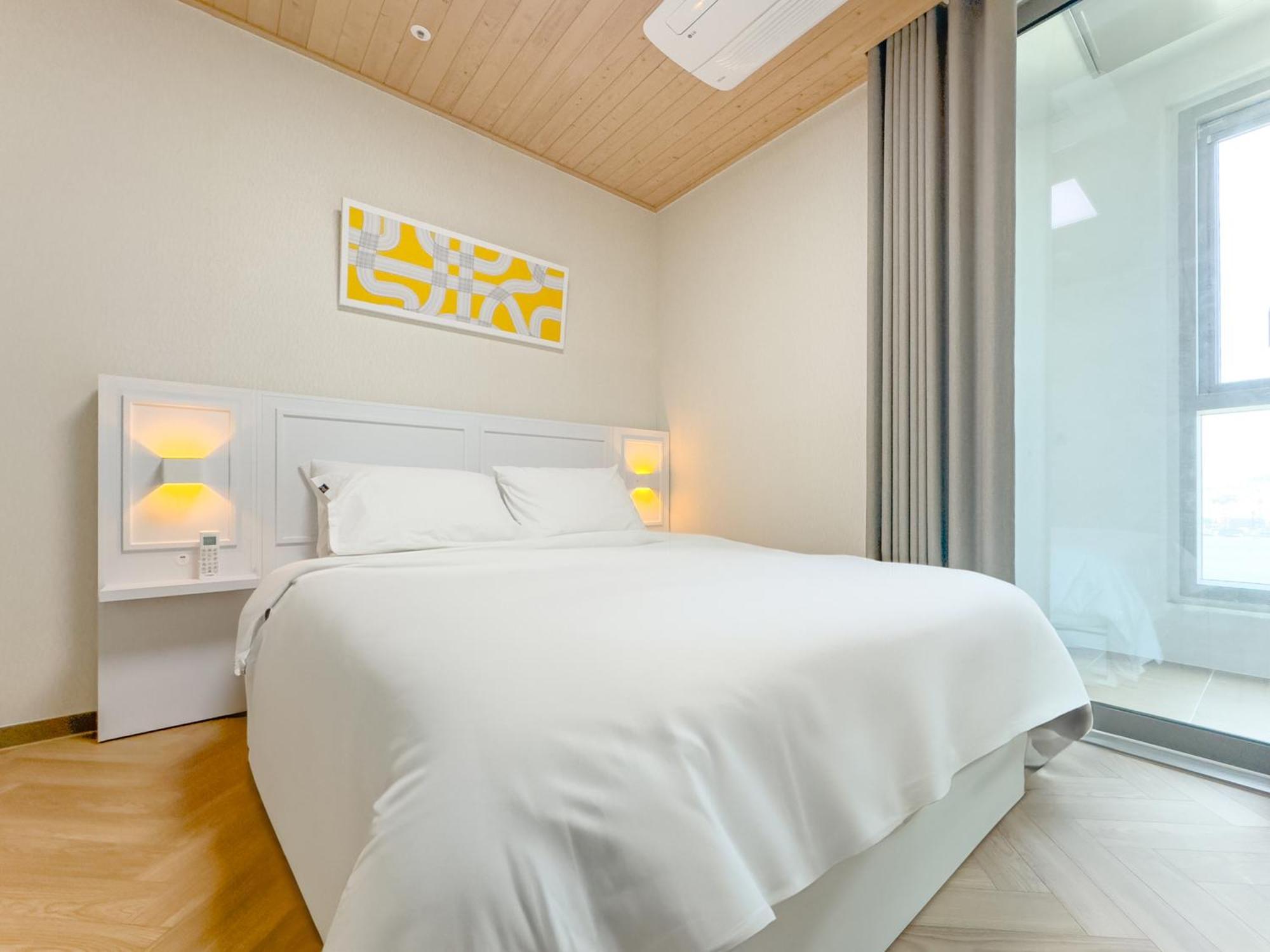 Brown Suites Busan Station Zewnętrze zdjęcie