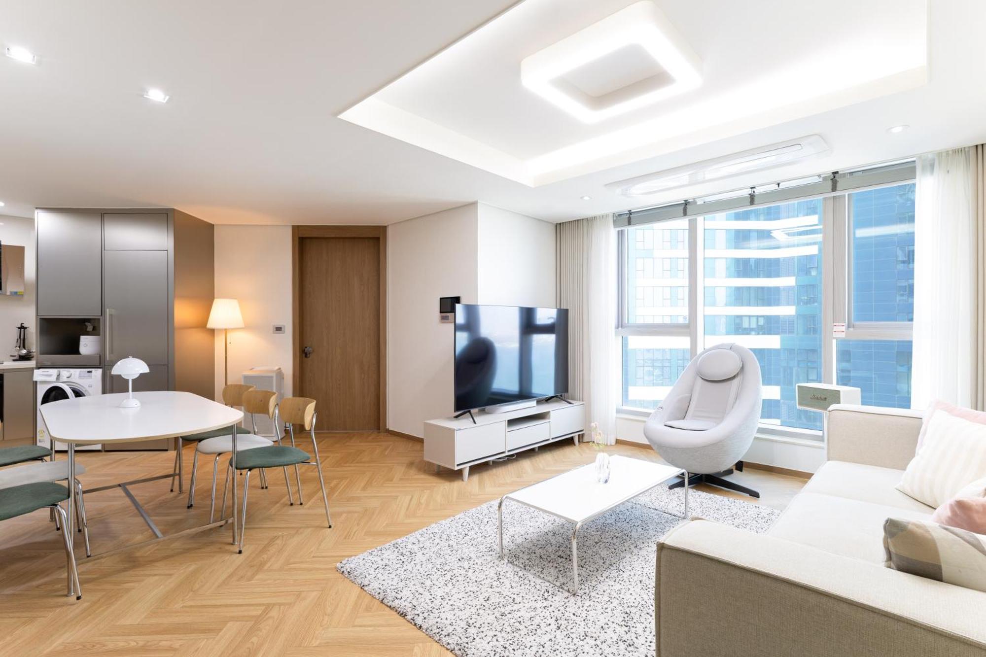 Brown Suites Busan Station Zewnętrze zdjęcie